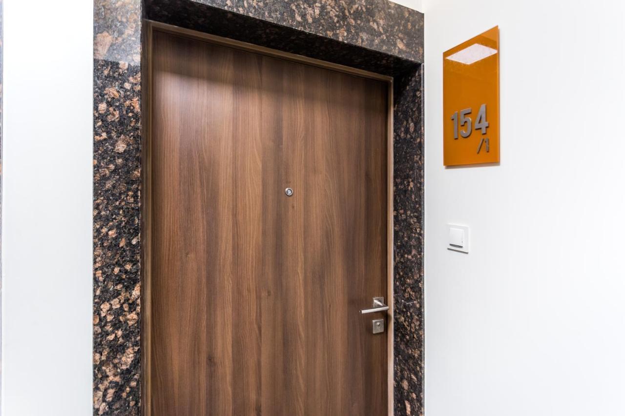 Resinest Apartamenty Jurowiecka J19 Bialystok Exterior photo